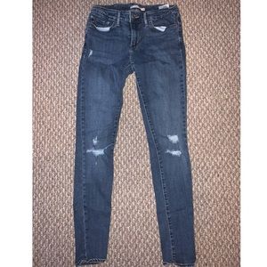 Levi 711 Skinny Jeans